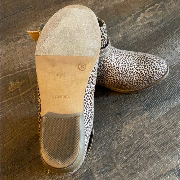 Leopard Booties - Picture 5 of 5